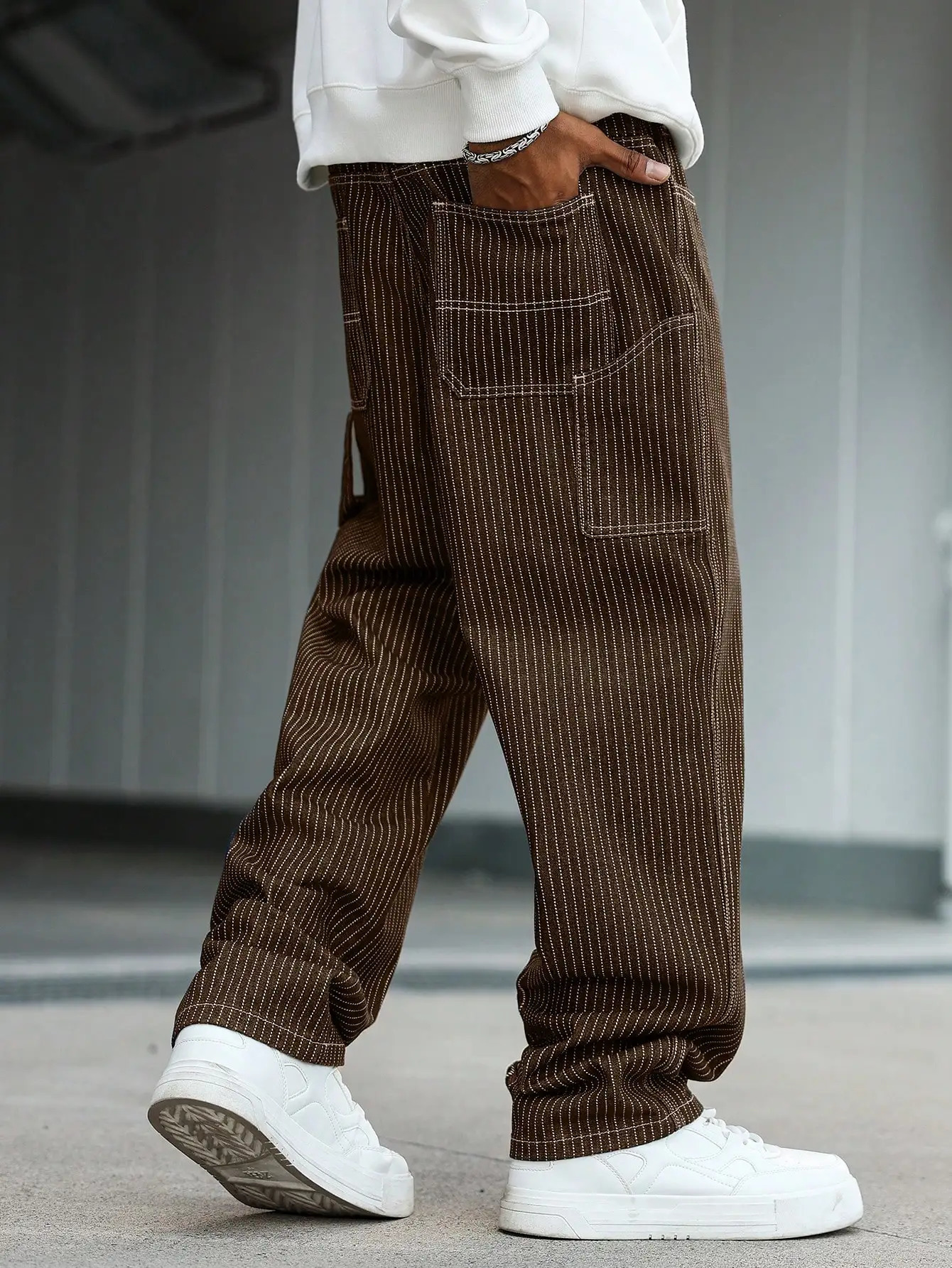 Men's vintage brown-and-white thin pinstripe loose wide-leg denim trousers Y2K workwear street-style unisex casual jeans 261013