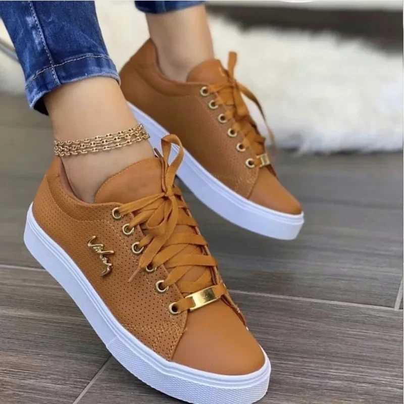 Casual Shoes Womens Autumn New Flat Non-Slip Vulcanized Shoes Outdoor Jogging trainers Lace Up Walking Sneakers Footwear Plus Size 43 H261016