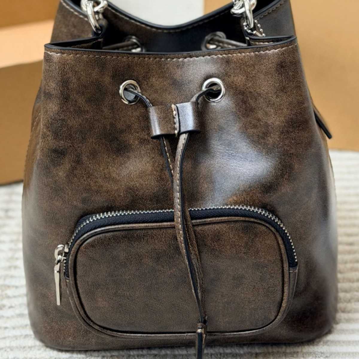 Designer Womens Distressed Leather Bucket Bag Vintage Brown Drawstring Front Zip Pocket Crossbody Luxury Purse