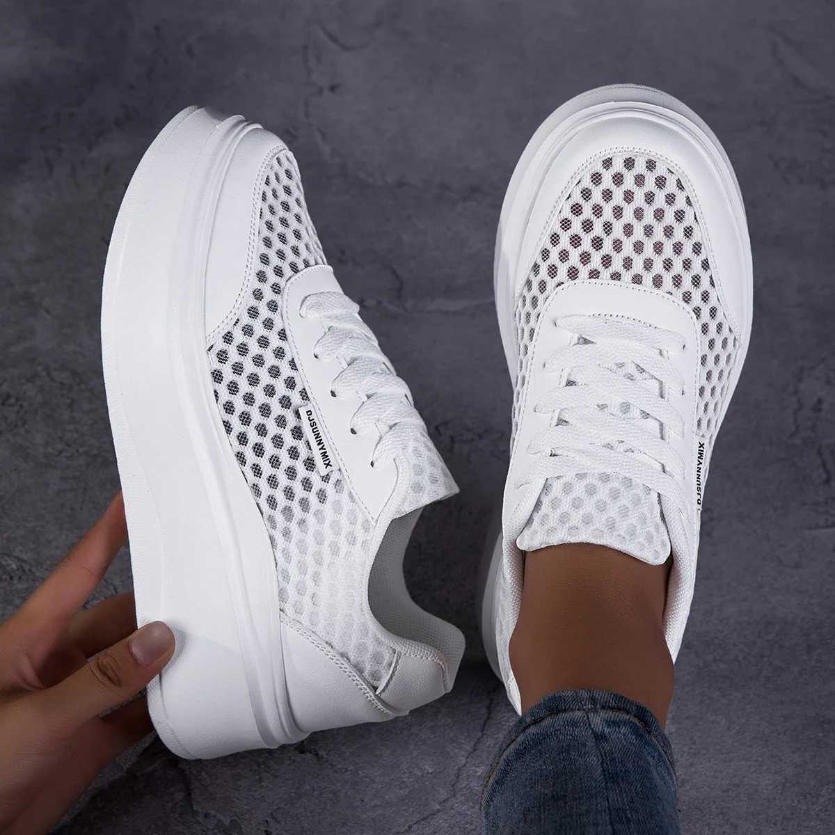 Casual Shoes DJSUNNYMIX Women's Thick Bottom Sneakers Summer Versatile Mesh Sports Casual Heightening Breathable Lightweight Platform Shoes H26