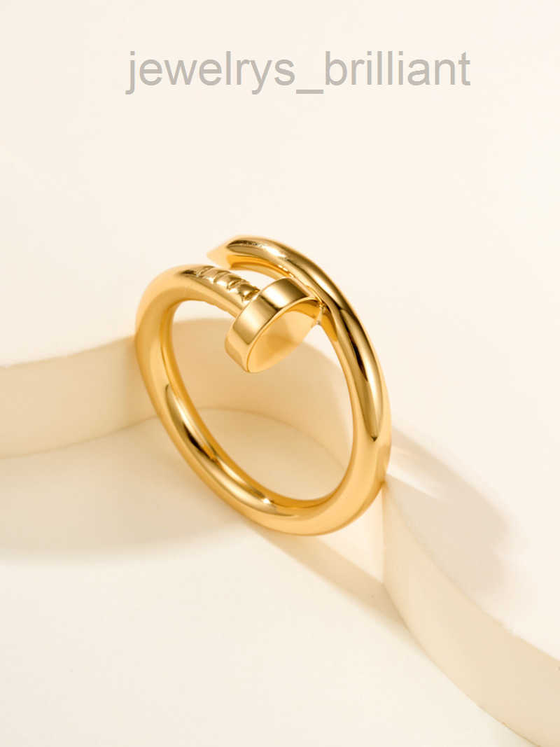 Classic Rings Luxury Rings Designer Rings Ladys High Quality Nail Rings Womens Fashion Gold Rings Brand Rings