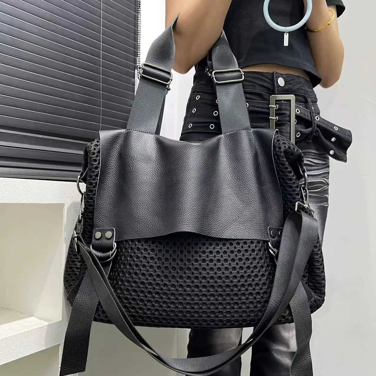 Evening Bags Ladies' fashionable mesh tote bag with large capacity and personalized splicing single shoulder diagonal cross bag H261016