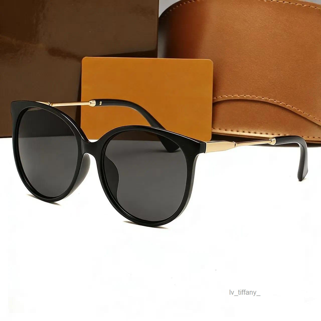 Fashion Designer Sunglasses 1719 Women Men Oval Glasses Womens Sunglass UV400 Polarizing Glass Lens