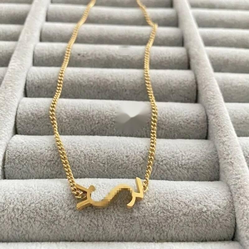 Top Quality Women Designer Earrings Necklace Stainless Steel Trendy Style Gold Silver Rose Colors Sets Heart Letter Love Pendant Fashion Jewelry