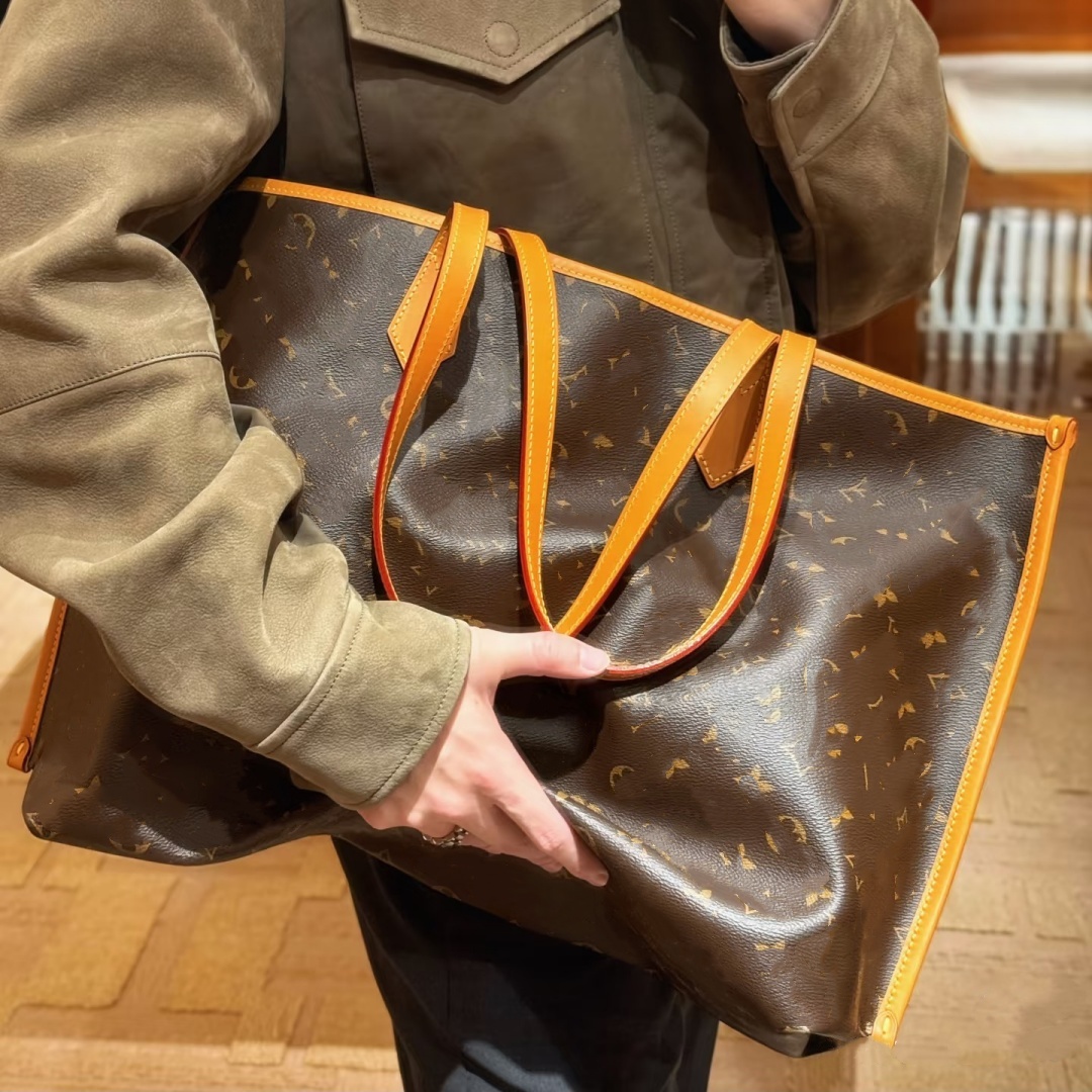 2026 Mens Womens Luxury Designers High Quality Totes Bags Leather Handbag Shoulder Bag Large Capacity Commute Bag Shopping Bag Briefcase Short-dista
