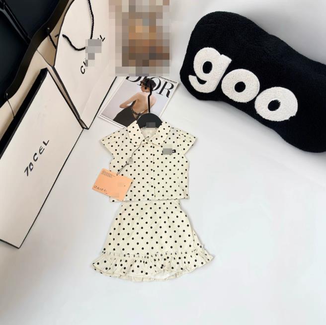 Summer Kids Designer Clothes Cute Two Piece Skirt Set Baby Girls Children Clothing Dresses Sets Short Sleeve Pullover T-shirt Pleated Cake Dress P89