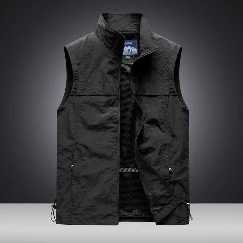 2026 Men's Men's New Vests Style Summer Lightweight Loose Casual Pullover Outdoor Vest Spring-Autumn Jacket Asian SizeW261017