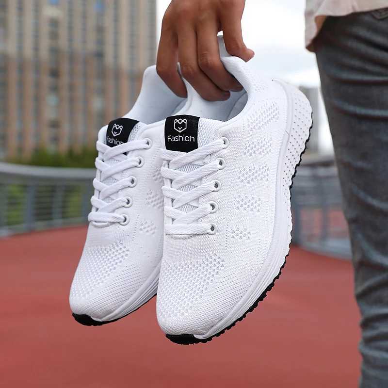 Casual Shoes Women's Casual Flats Sports Shoes Mesh Breathable Trainers Ladies Shoes Platform Female Sneakers for Women Basket Tenis Feminino H