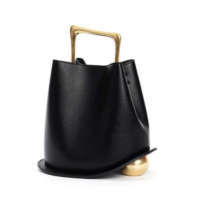 Evening Bags Women's Genuine Leather Handcrafted Bucket Bag Slouchy Irregular Large Capacity Convertible Daily City Resort H261016
