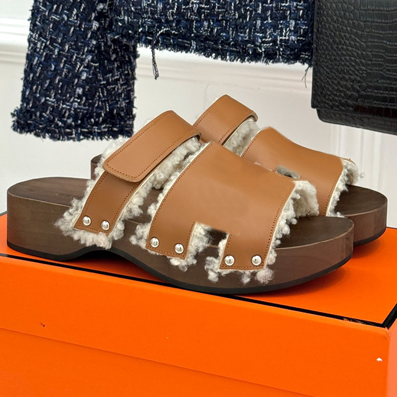 Oran Sandal Designer Womens Classic Brown Leather Double Buckle Plush Thick Bottom Muller Slippers with Lamb Hair Edging Wooden Texture Slope Heel O