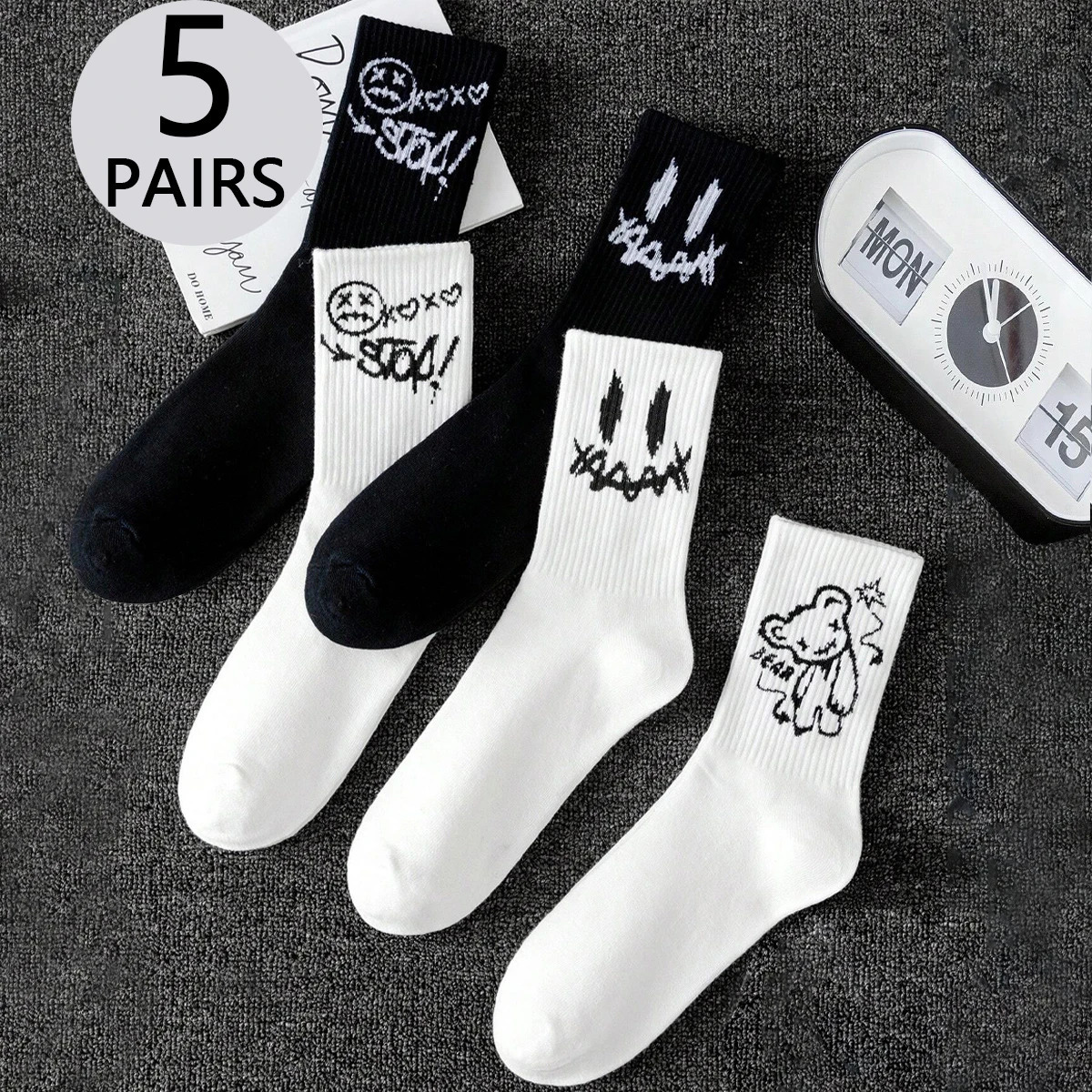 5pairs Men's Black And White Letter Cartoon Bear Trendy Versatile MidCalf SweatAbsorbent Crew Socks 261014