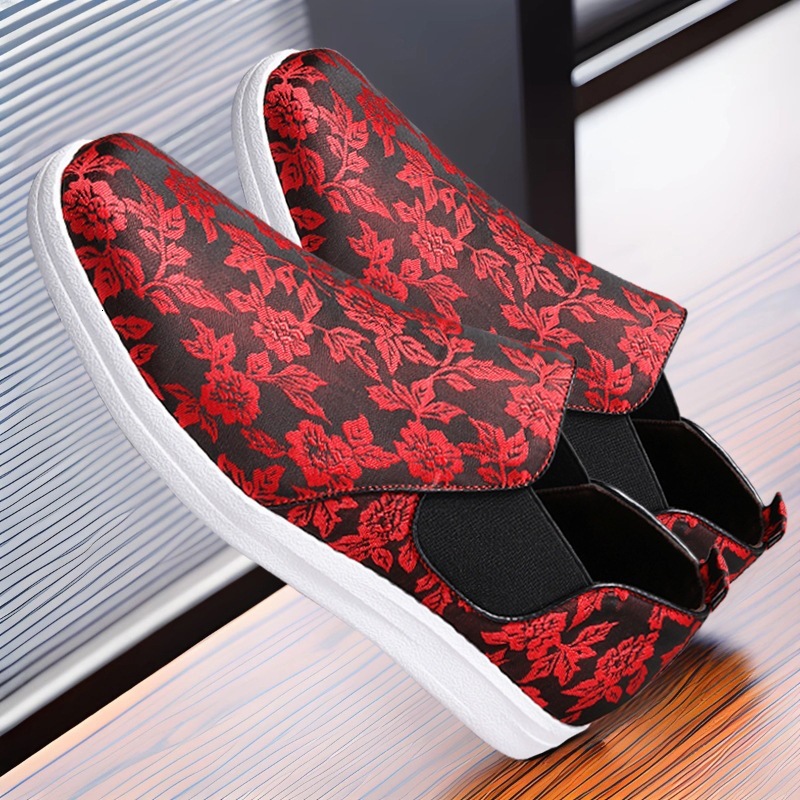2026 New New Cross-Border Casual Sneakers For Men, Trendy Summer Breathable Slip-On Loafers, Korean-Style Lazy Men's Shoes Wholesale Free Shipp