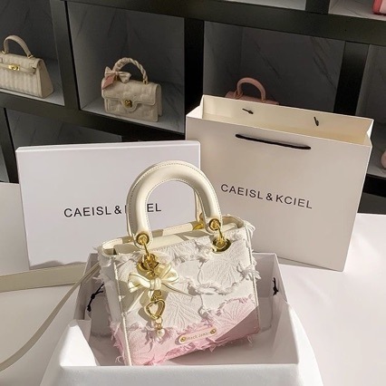 2026 New Women S Niche Gradient Tassel Princess Diana Style Handbag Handheld Crossbody Trendy Bag Free Shipping