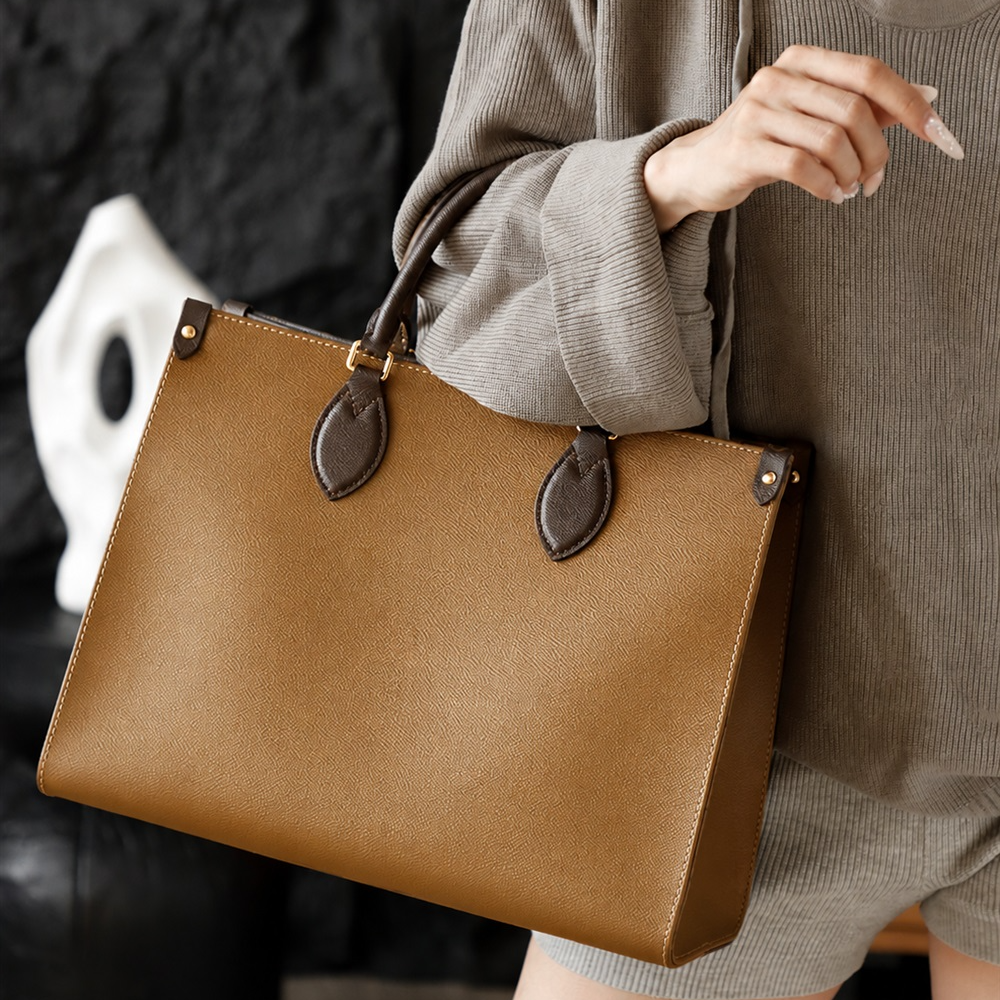 Structured Tote Bag Grained Leather Double Top Handles Spacious Elegant for Work Shopping Top-Tier Designer New Arrival