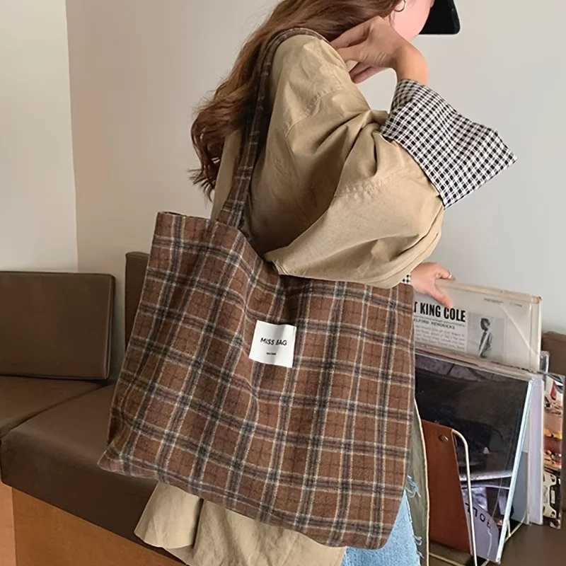 Shoulder Bags Autumn and Winter Checkered Tote Bag Ins Laid-Back Single-Shoulder Bag Large-Capacity Handbag for Daily Commuting H261016
