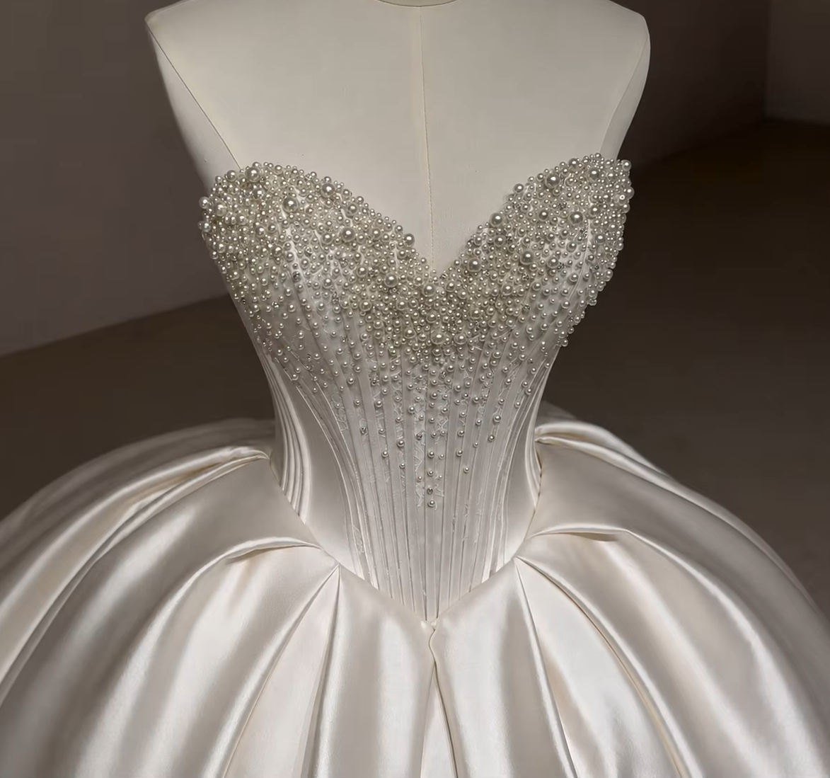 Elegant Princess Wedding Dresses Ball Gown Sweetheart Beads Pearls Satin Corset Formal Bridal Gowns Bride Dress Vestido De Novia Robe De Mariee