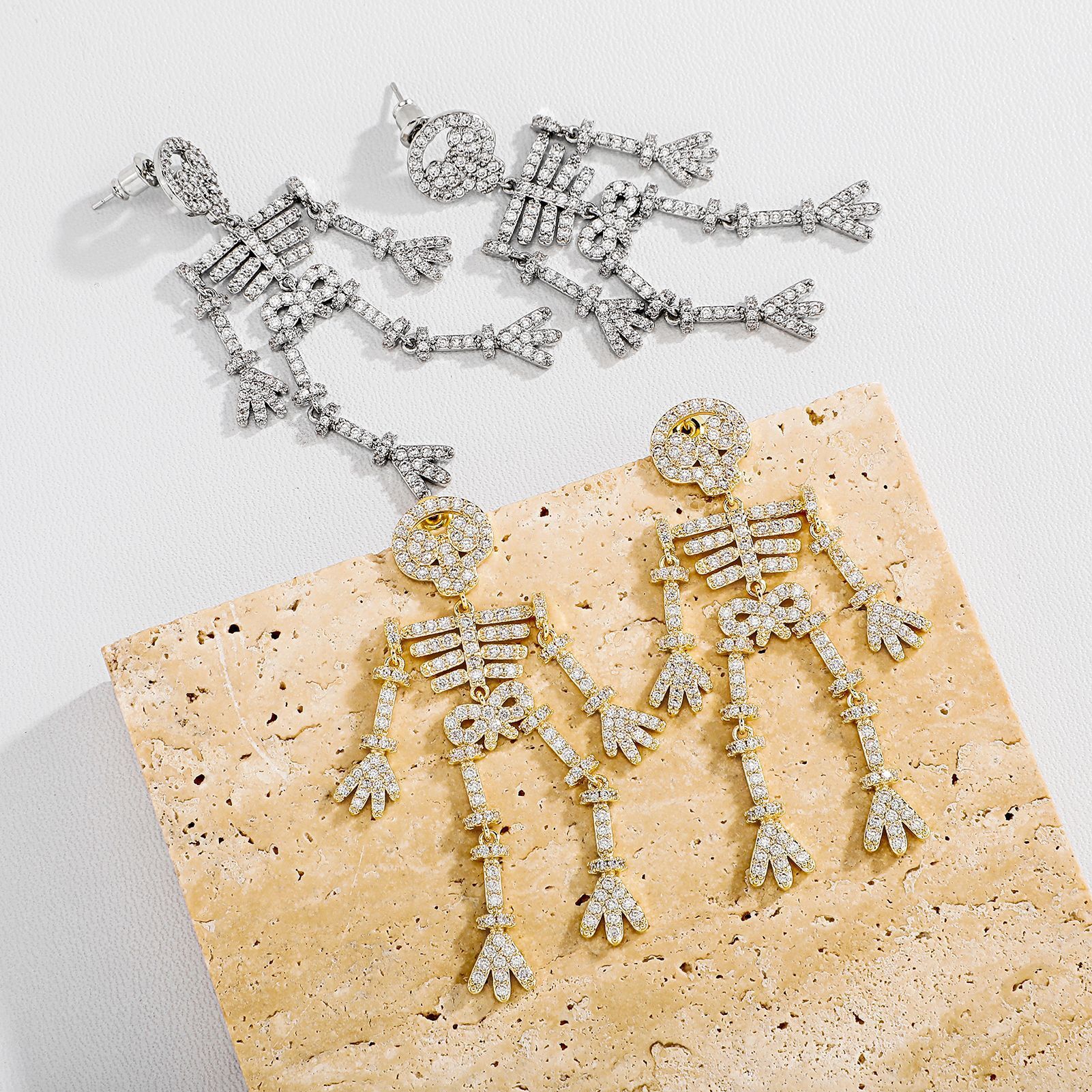 Real 18K 14K 10K foreign trade Halloween Out D VVS Diamond series earrings: prank imitation spider 925 silver studs, pumpkin skull bleeding earrings