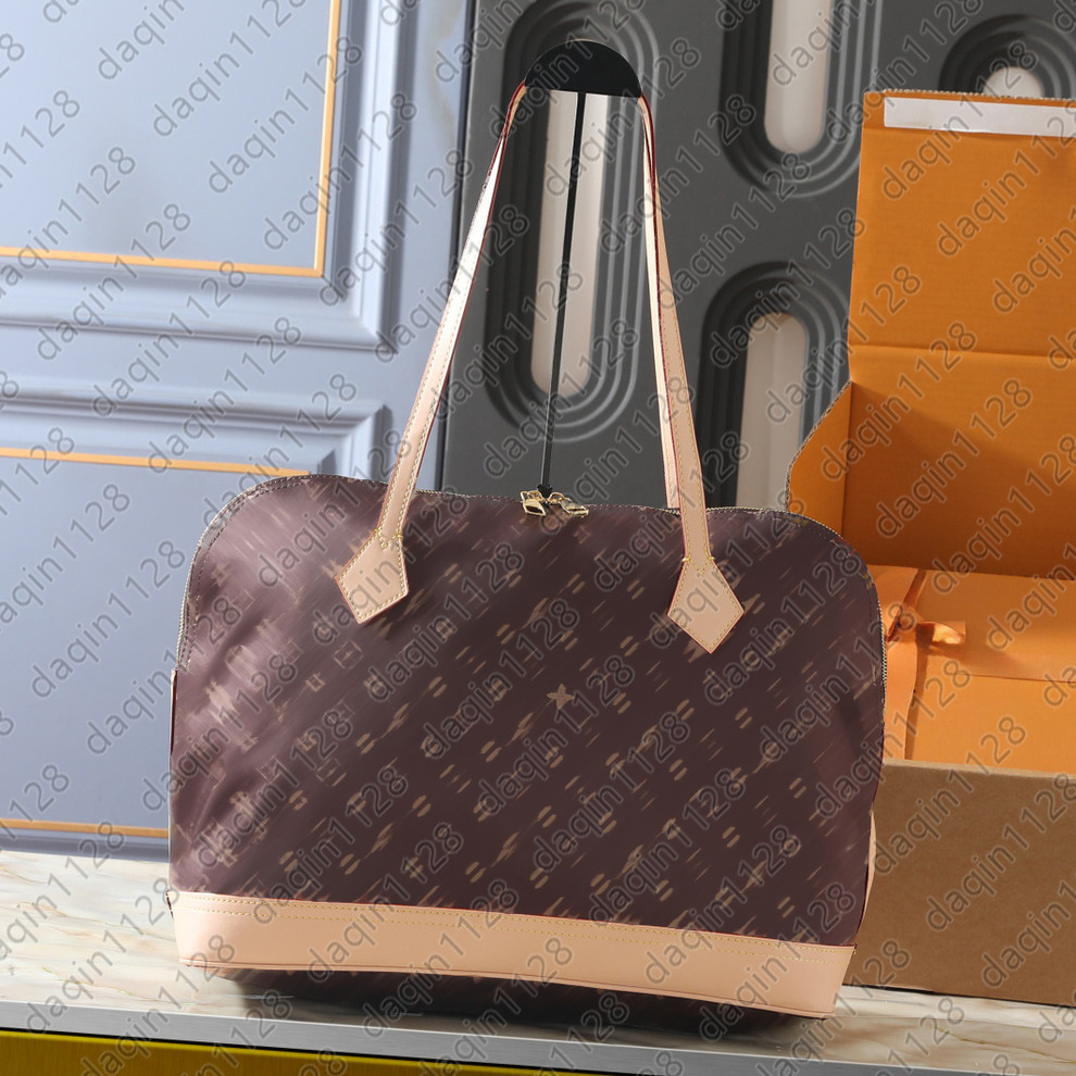 New Fashion Monogram Shoulder Bag Designer Bag Handbags Top Zip Tote Pochette Womens Purse Underarm Fashion Sling Travel Bag M2A509 B08BLO