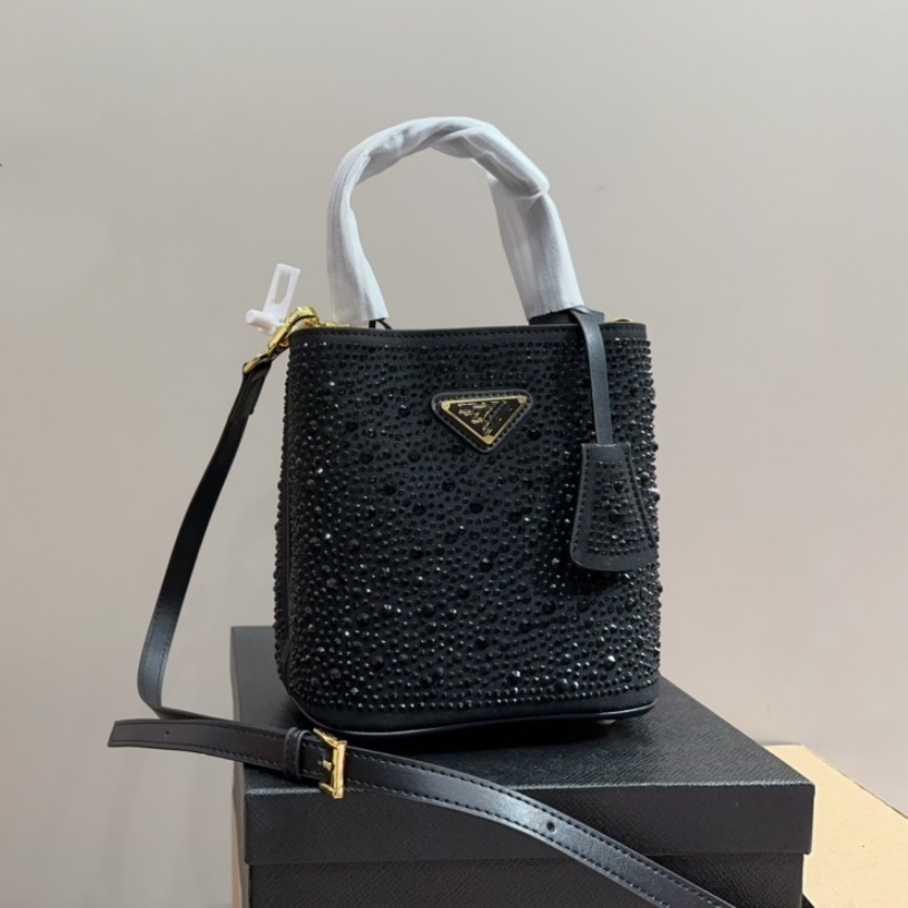 designer bag Bucket crossbody bag Sparkly rhinestone covered mini bucket bag Leather Women Shoulder bag top quality Classic ladies luxury bag Undera