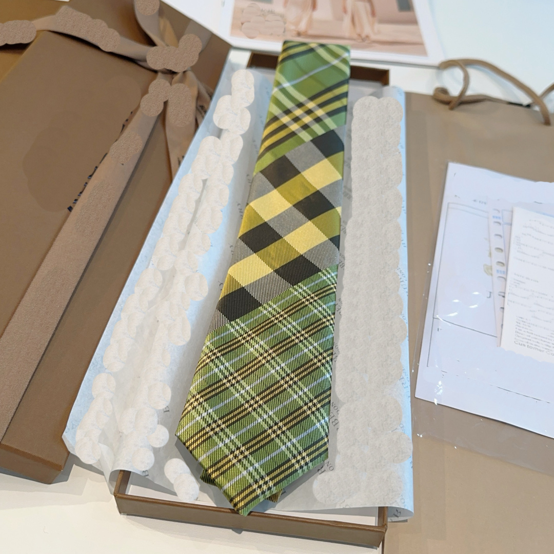 B6699 Silk brand ties, luxury ties, new luxurious men's ties, high-end brand ties,business versatile ties, trendy fashion designer handcrafted