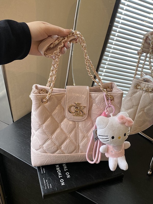 Luxury Brand Designer Bag 2026 New Luxury Chain Bucket Bag For Women, Diamond Pattern Fashionable Shoulder Crossbody Bag, Versatile Commuting Handba