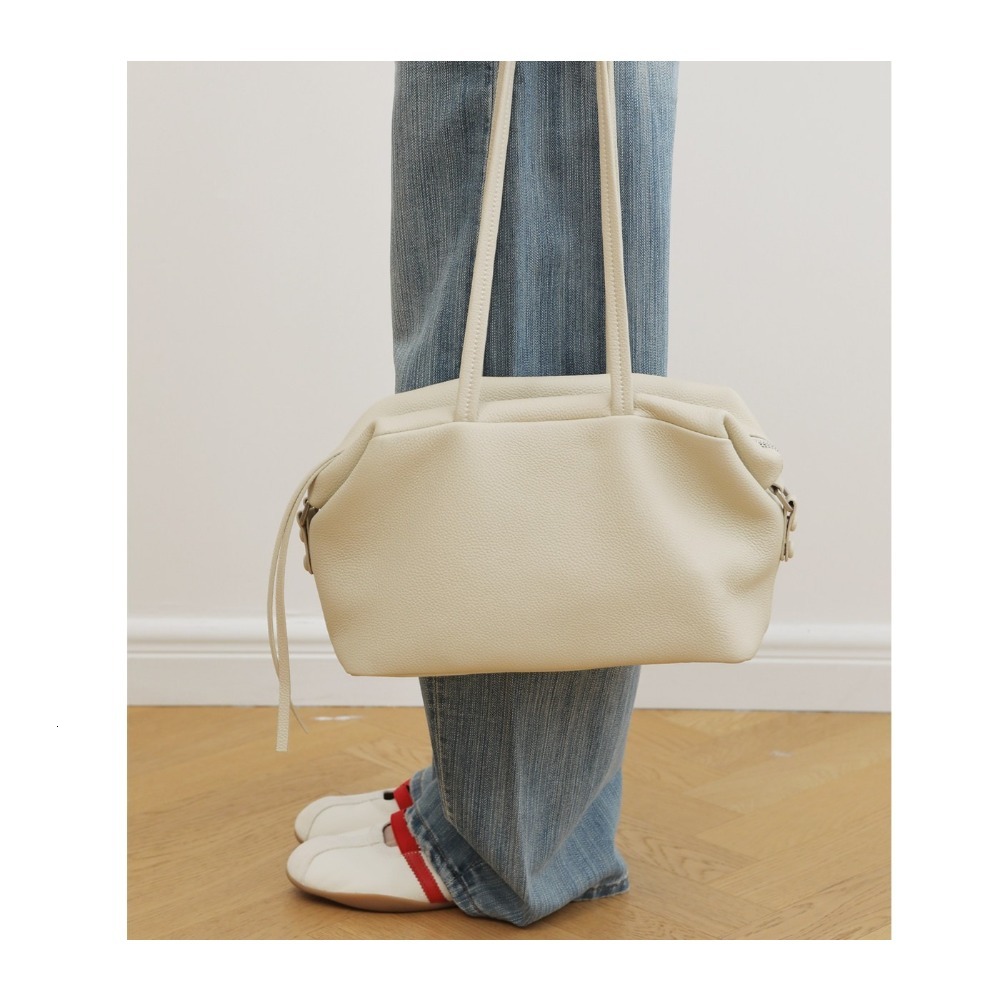 Autumn And Winter Minimalist Texture Cowhide Large Capacity Single Shoulder Oblique Tote Bag Pillow Fashion Small Square Suotong261019