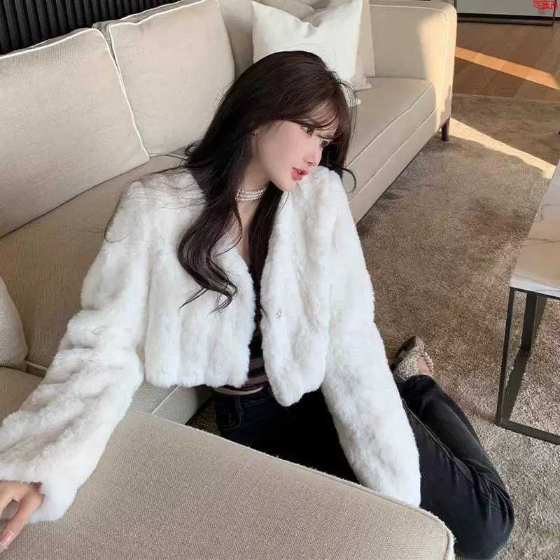 V Chic Neck Rabbit Fur Jacket Women Elegant Single Button Plush Coats Autumn Winter Fluffy Outerwear S261016SPF4