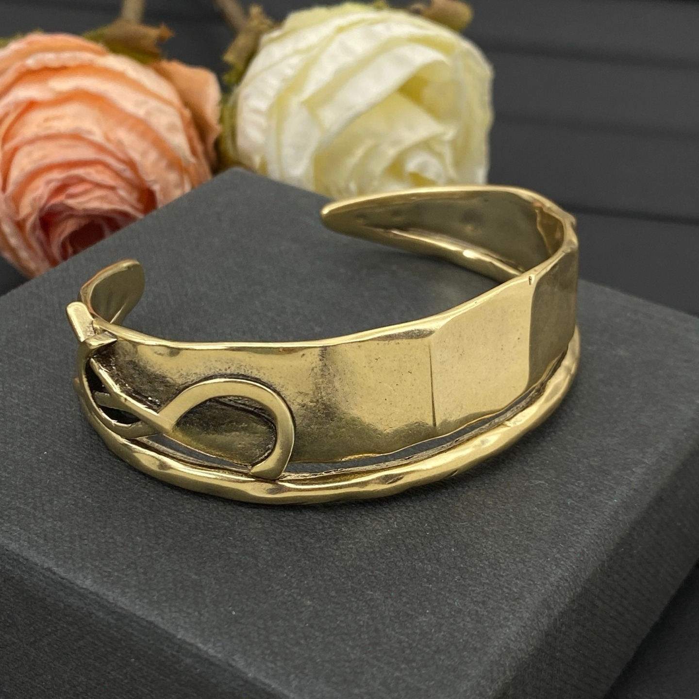 Designer Bracelet Luxury Bangle Bracelet for Women Open 18K Gold Plated Cuff Letters Wide Bracelet Designer Bracelets Gift Accessories Women