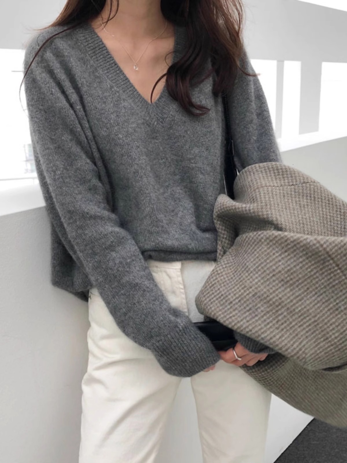 Foreign Style V Neck Pure Cashmere Sweater Women S Pullover Autumn And Winter Loose Wool Base Shirt Diaoyuelang
