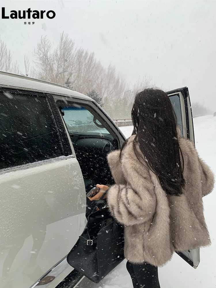 Autumn Lautaro Winter Oversized Loose Casual Soft Thick Warm Hairy Fur Coat Women Long Slve Fluffy Jacket 2024 S261016FYD9