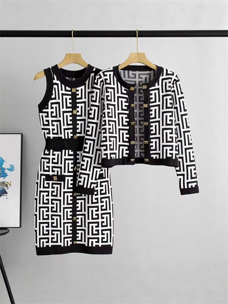 2026 European And American Style Light Luxury Sleeveless Dress Cardigan Two Piece Set High Quality Autumn Jacquard Women's Elegant Slim Knit Se