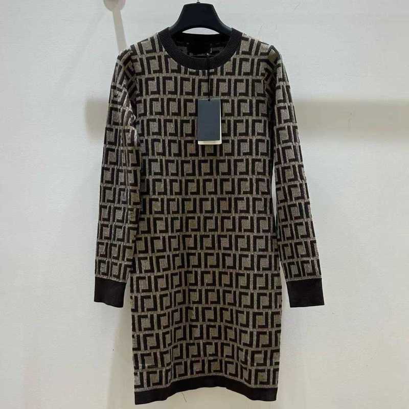 Basic & Casual Dresses Designer High-quality Vintage Floral Print, All-over Letter Design, Fitted Long-sleeve, Bodycon Dress For Women, Slim-fit Sho