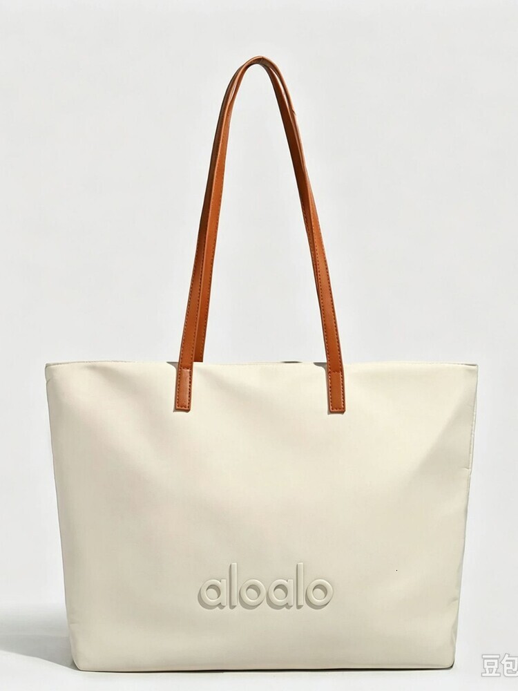 Designer Large Capacity Tote Bag New Korean Style Design With Letter Patterns Made Of Textured Oxford Cloth Waterproof And Can Be Worn As A Crossbod