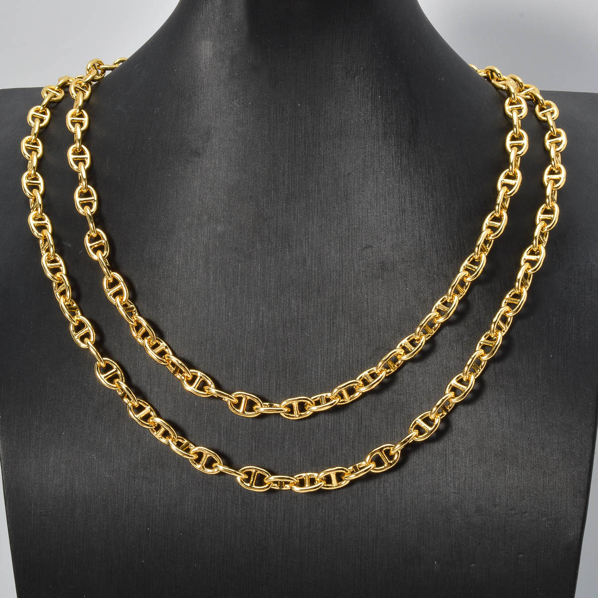 Best-selling twisted gold-plated necklace, simple niche unisex style jewelry, bold chain for men and women, wholesale gifts