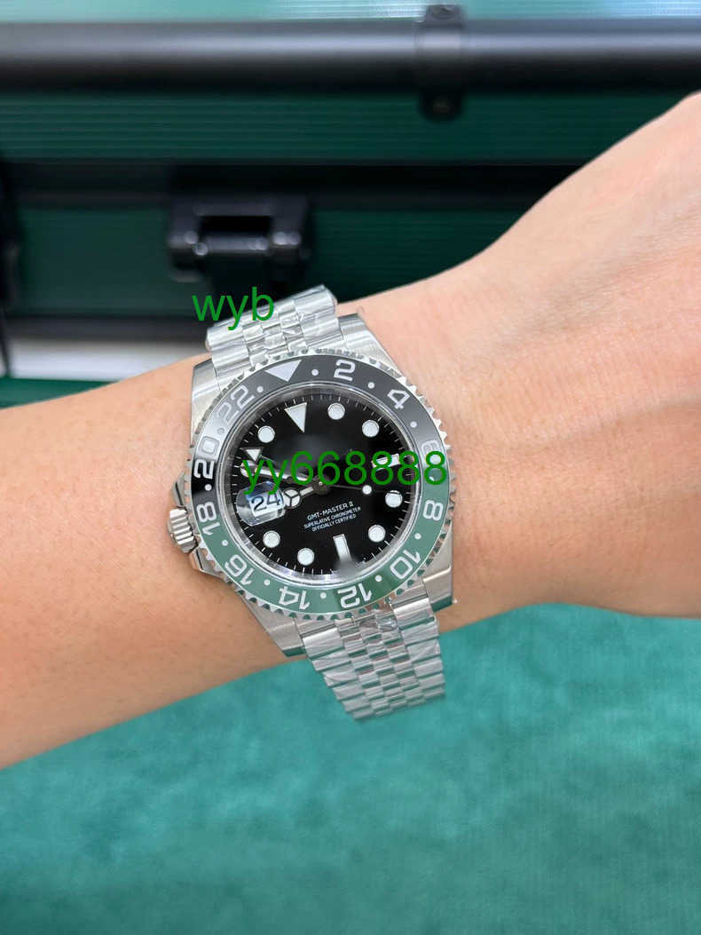 Watch Luxury Watch 40mm 126720 Grnr II Green Circle Mens Watches m126720vtnr-0002 Automatic Mechanical Watch Wristwatch Sports watch Business watch