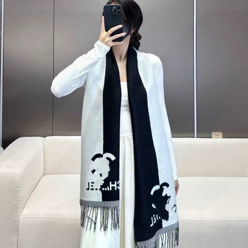 Designer Scarf Winter Tassel Scarfs for Women Men Winter Cashmere Feel CC Scarves for Outdoor Daily Feel Shawl Color Block Splicing Tassel Sjaal Lar