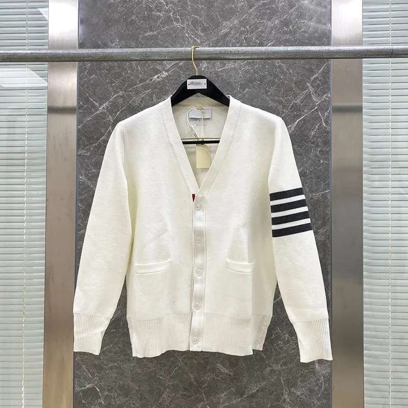 Men's Sweaters Designer Knitted Cardigan Sweater Classic Red White Blue Striped Casual Button Pocket Loose V neck Outerwear Autumn 88