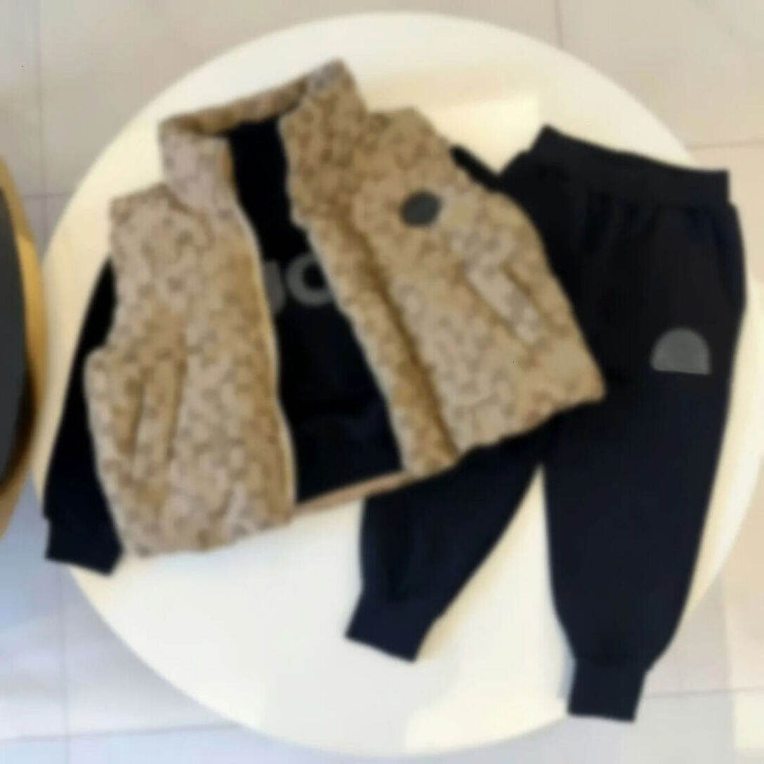 Boys Clothing Set Girl baby 2pcs Boy Designer Clothe Kid Kids Clothes Tracksuit Hood 3 Pieces Fashion Christmas Birthdays Parti