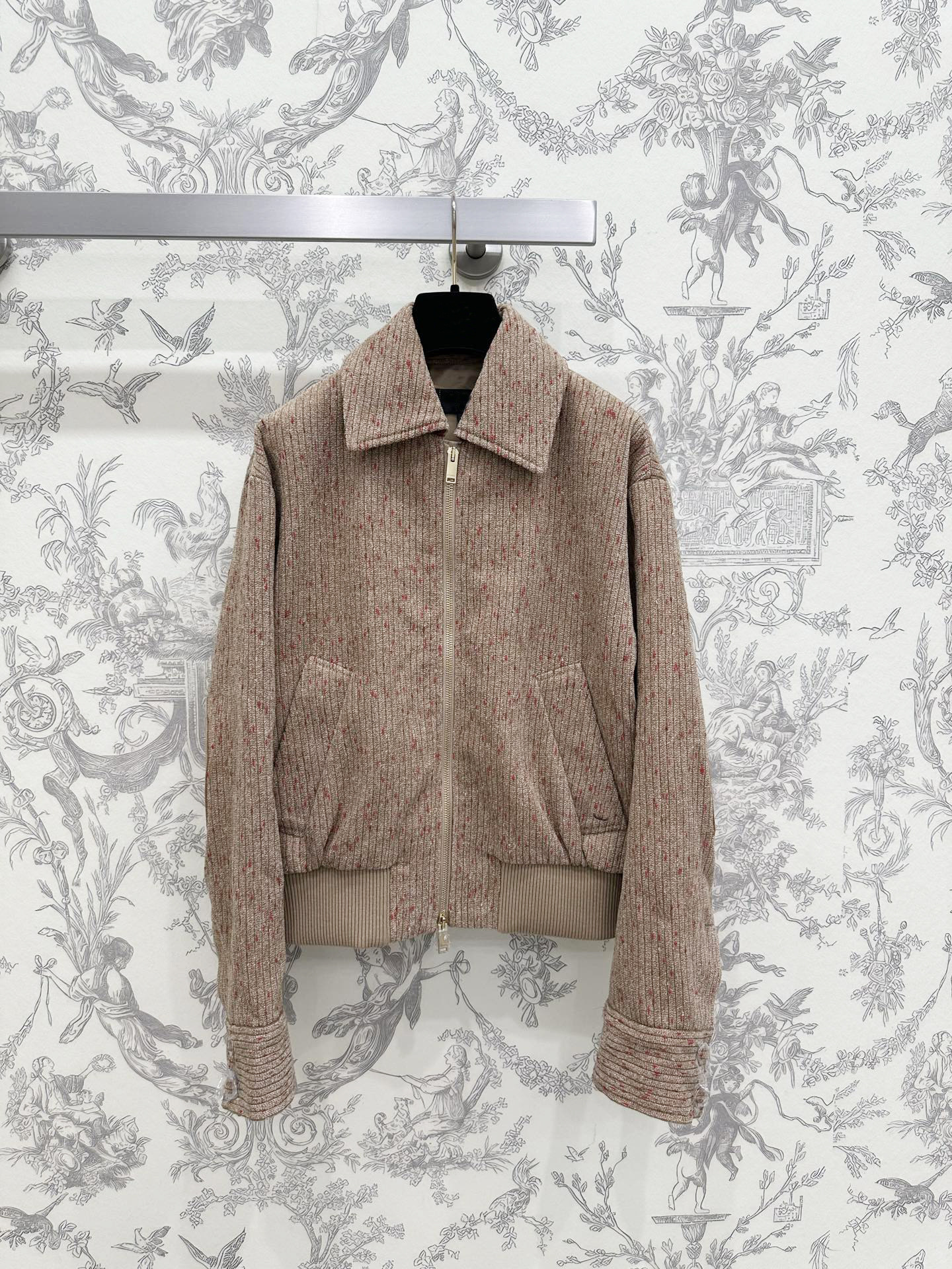Designer Designer Shenzhen 26 Autumn/Winter New Collection: Retro-Style, Colorful Woven Wool Short Jacket For Women, In Khaki Color, With A Zipper C