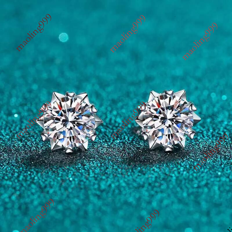 DHCollections Paire de boucles d'oreilles à tige en argent sterling 925 avec motif flocon de neige en moissanite, test de diamant réussi 0, 5, 2
