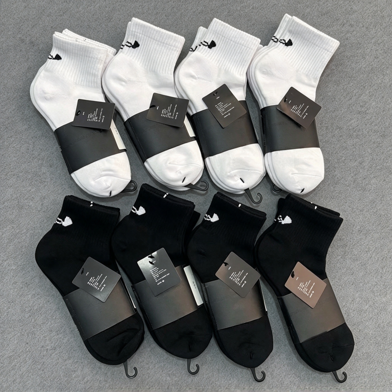 3PCS Men Women Designer Athletic Ankle Socks Classic Solid Black White Breathable Moisture Wicking Sport Socks Cushioned Sole Running Training Gym S