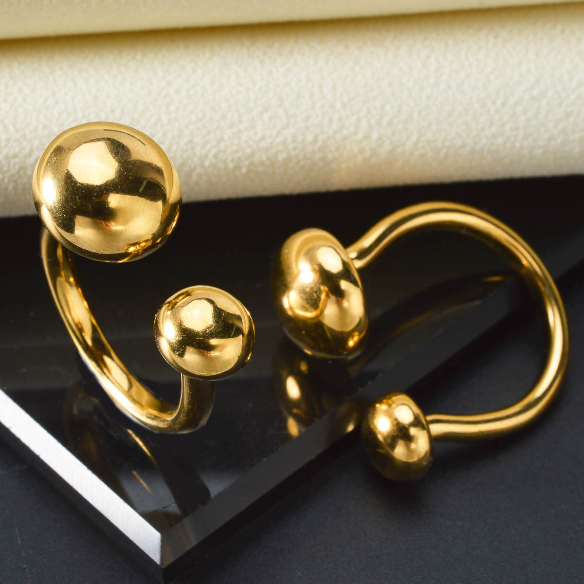 New European American style, trendy and unique, one-size-fits-all double-ball ring women, 18K gold, high-end jewelry for sales