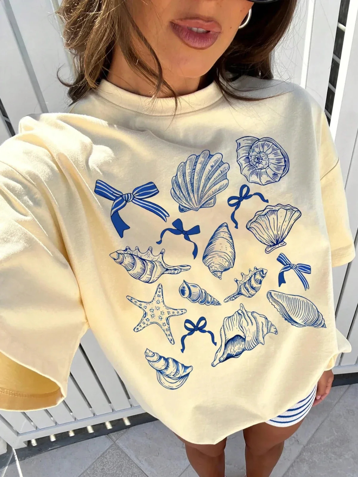 Summer American Retro Y2k Marine Animal Conch Bow Pattern T-shirt Women's Loose Round Neck Street Clothing Half-sleeved Top 261015
