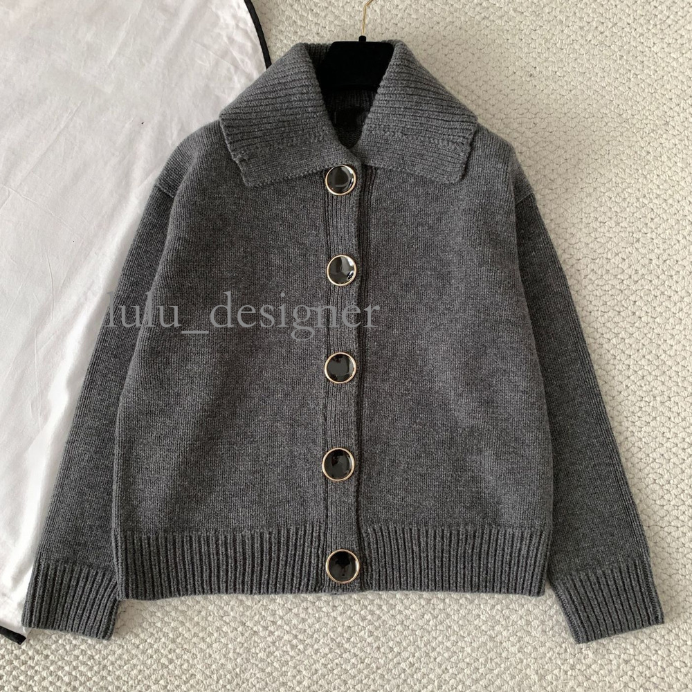 Designer knitted top women 2026 New Style Women's Short Knitted Cardigan With Contrasting Color Buttons High-End Versatile Top sweater Cardigan