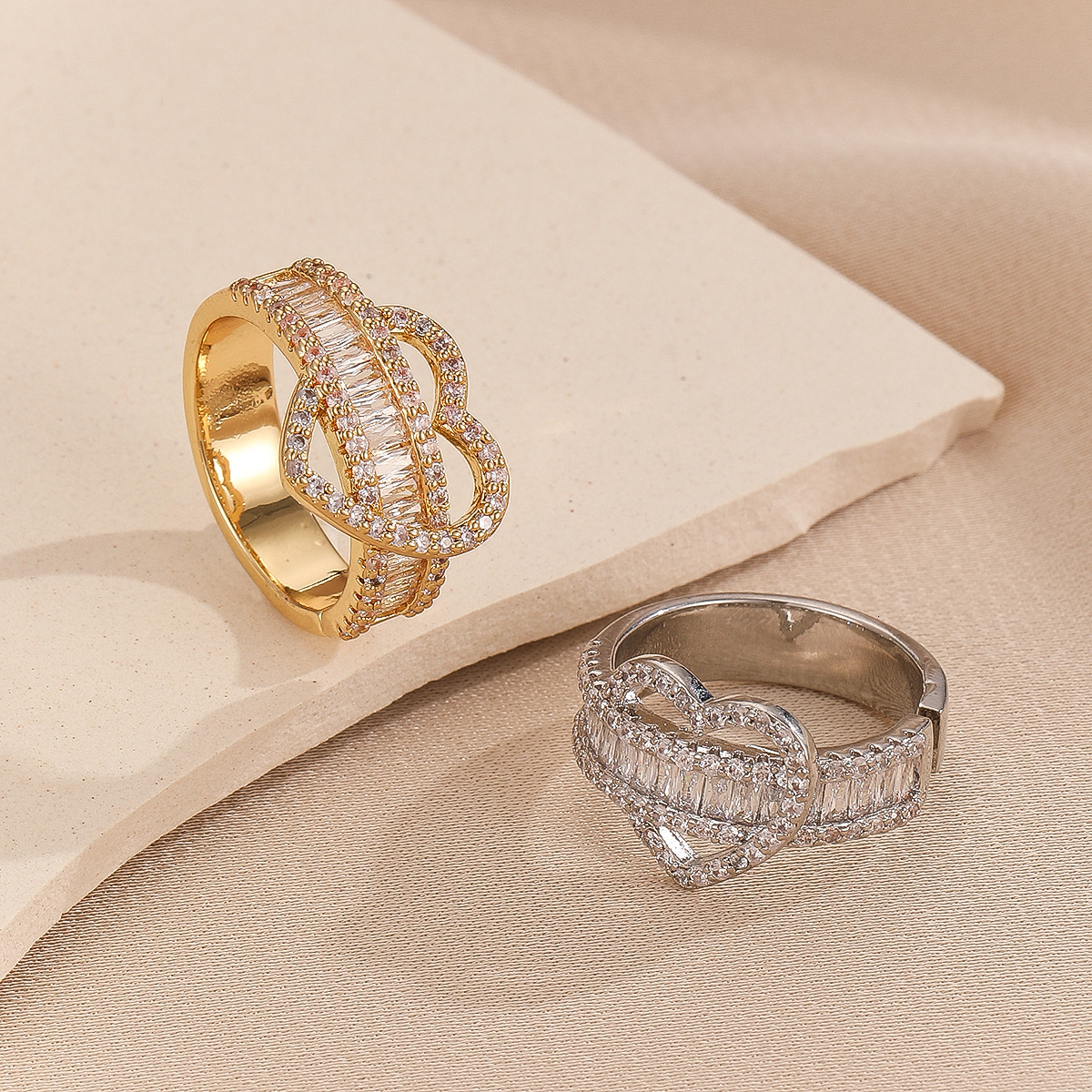 Luxury Brand Designer Jewelry Elegant Cubic Zirconia Heart Knot Versatile For Commuting, Light Luxury Style, Bestselling Ring, Factory Direct Wholes