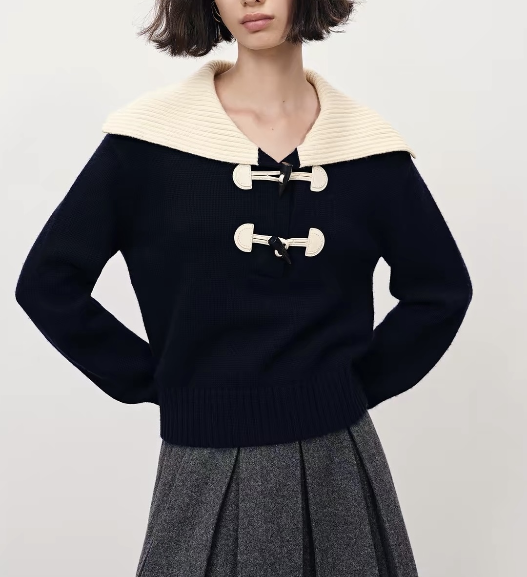 Women's Wool Knitted Sweater Contrasting Color Sailor Collar Long Sleeve Female Horn Buckle Short Knitwears Pullover Top