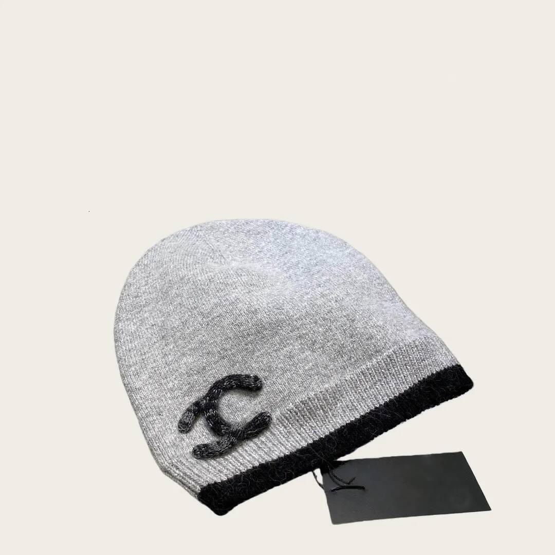Beanie cap Women's knitted Designer Cashmere casquette Luxury brand men's wool thermal hat hg06