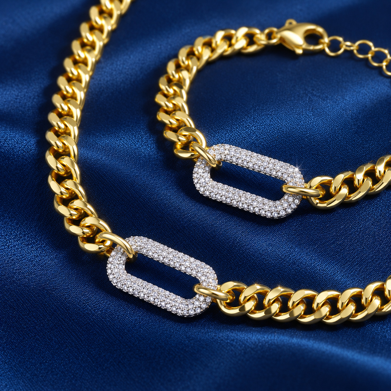 Cuban chain necklace bracelet set for women, featuring light luxury design with full diamond accents, a pig-nose geometric
