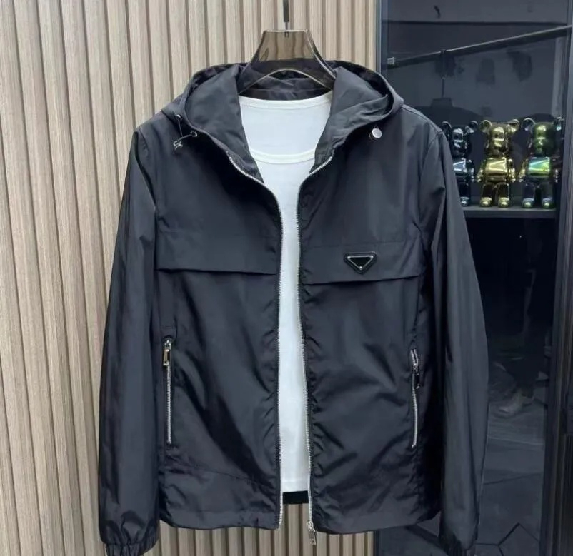 Men's Jacket Luxury Hooded Coats Casual Style Streetwear Zipper Windbreakers jackets Male Fashion Tide Brand Designer Clothing c8