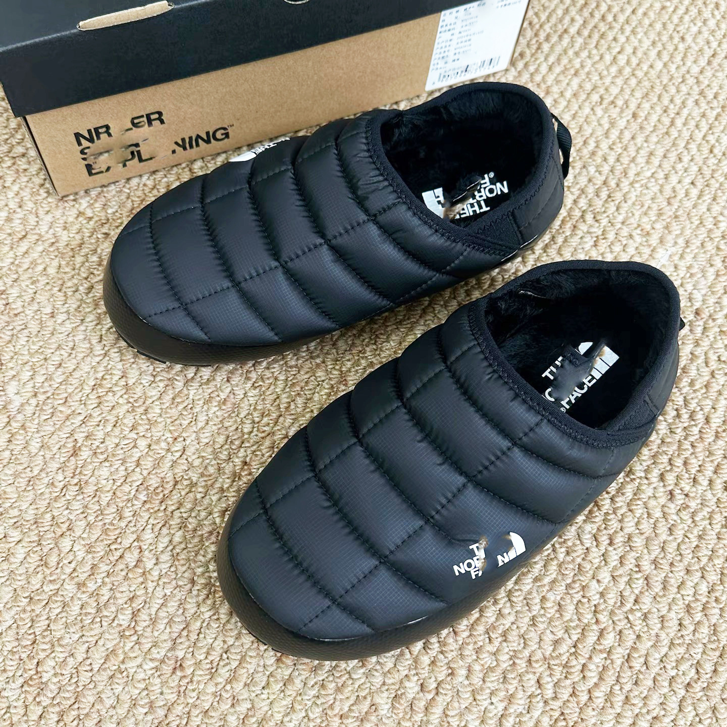 thermoball traction mule V Slippers, Men Women Quilted Puffer Slip-On Clogs, cotton Lined Winter Outdoor Camp Footwear, Anti-slip Rubber Sole Casual